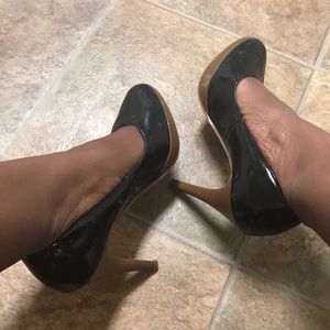 Black Jazzberry Heels